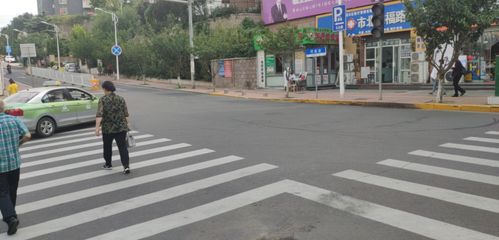 市北交警完善婦幼兒童醫(yī)院周邊交通設(shè)施 曝光一重點(diǎn)運(yùn)輸企業(yè)